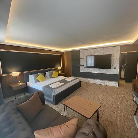 Uk Ankara Hotel Extérieur photo