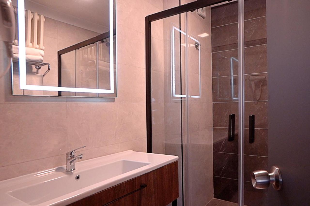 Uk Ankara Hotel Extérieur photo