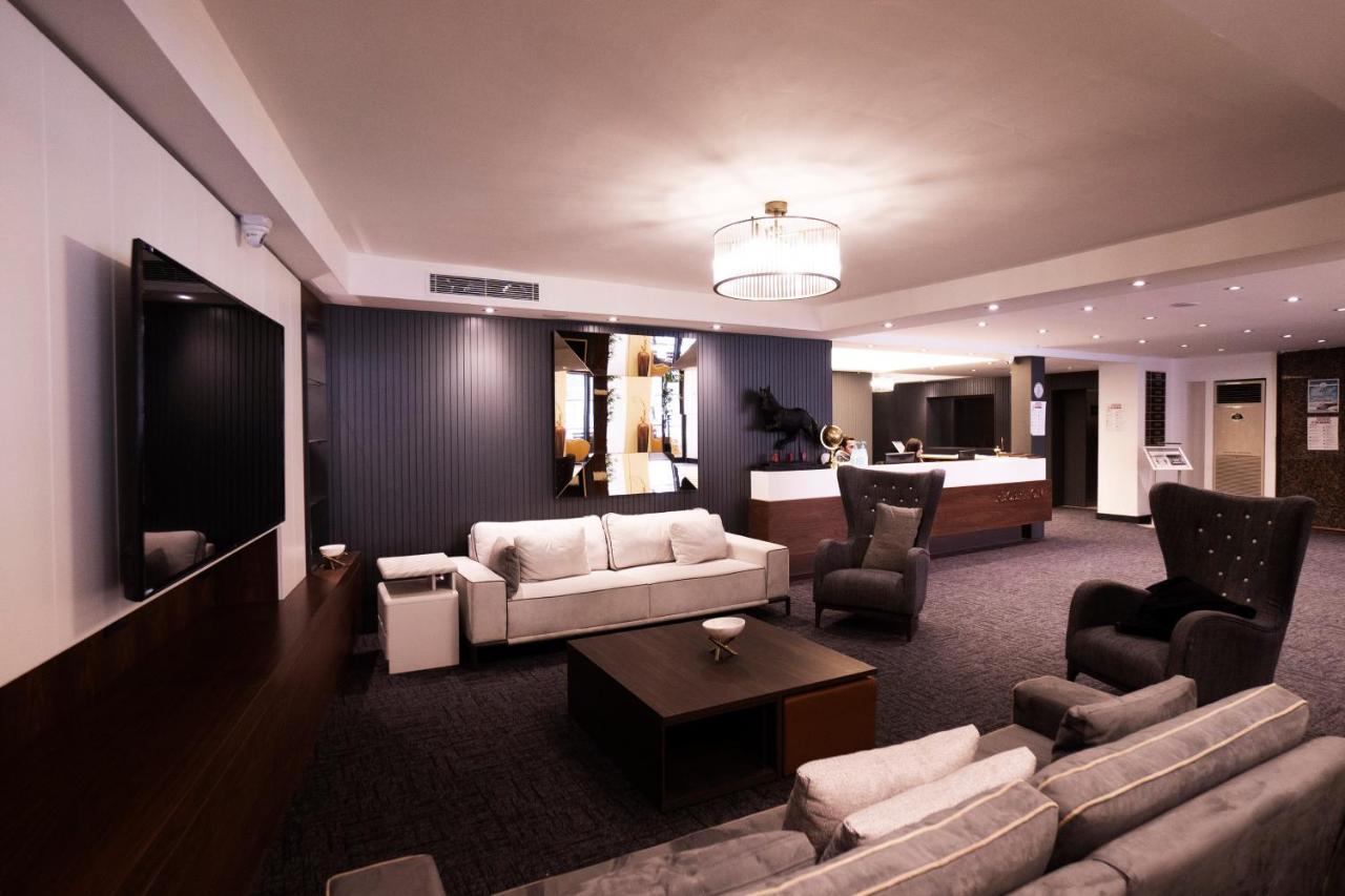 Uk Ankara Hotel Extérieur photo