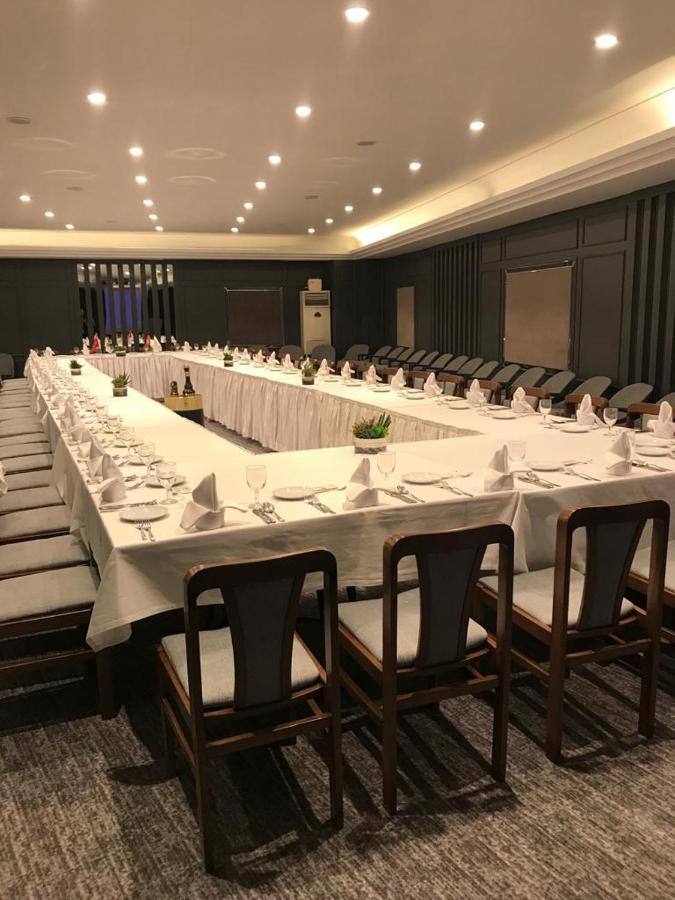 Uk Ankara Hotel Extérieur photo