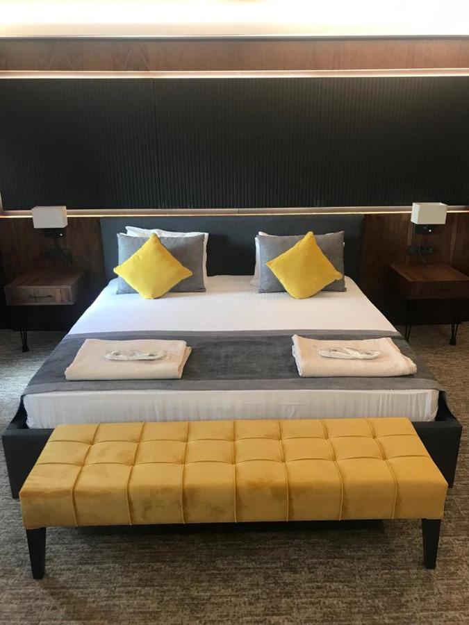 Uk Ankara Hotel Extérieur photo