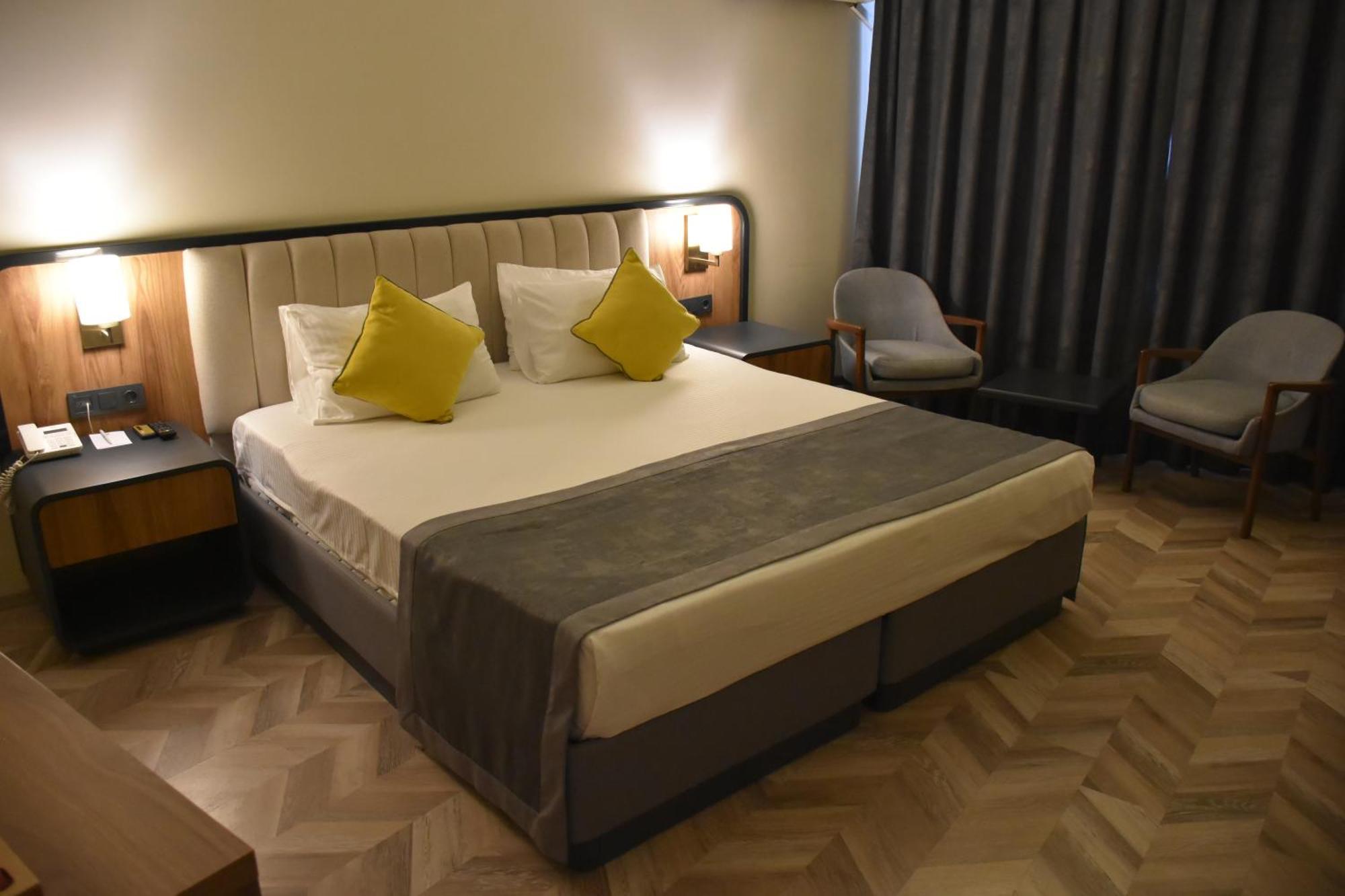 Uk Ankara Hotel Extérieur photo