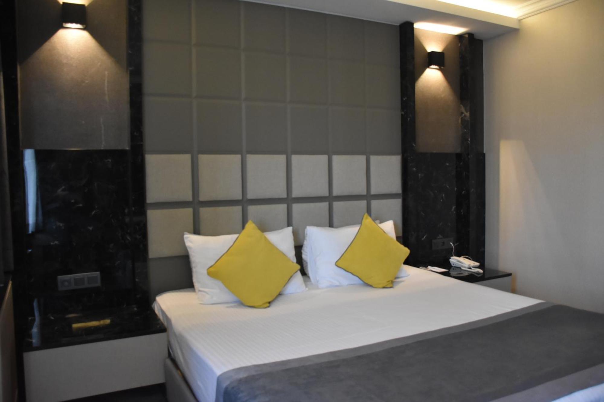 Uk Ankara Hotel Extérieur photo