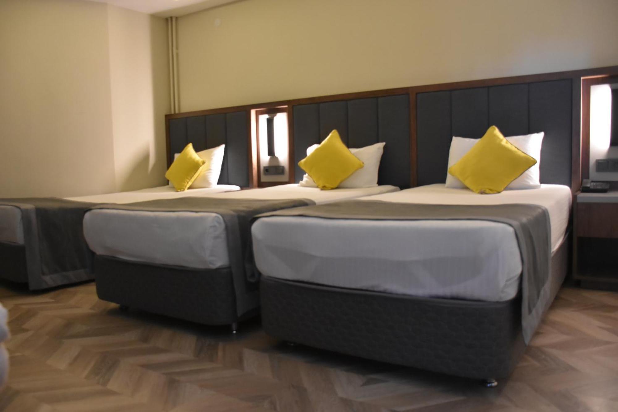 Uk Ankara Hotel Extérieur photo