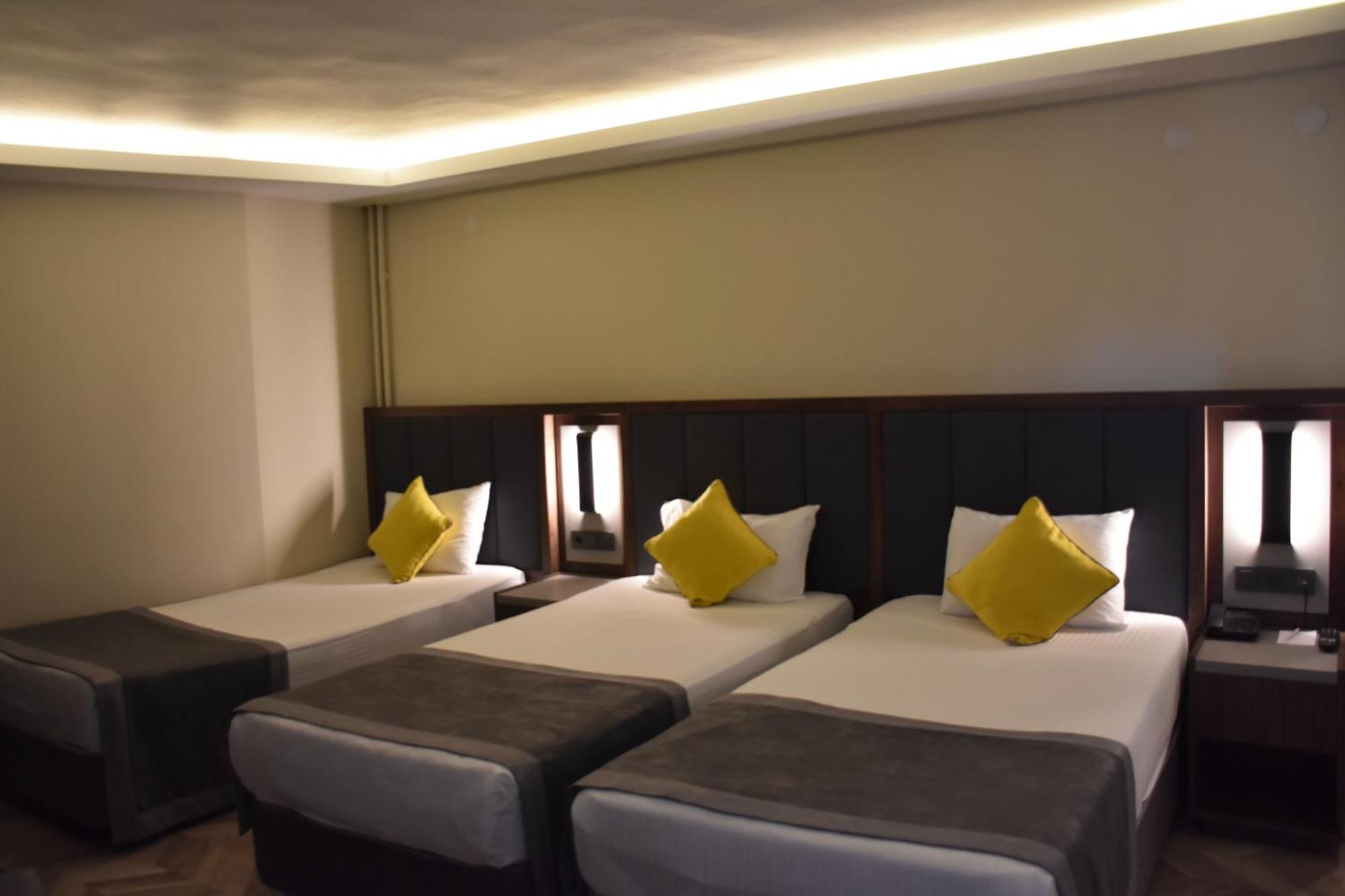 Uk Ankara Hotel Extérieur photo